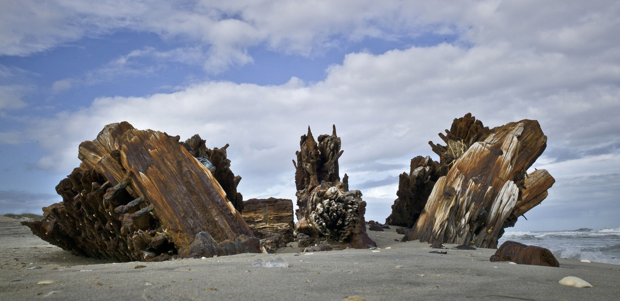 20151130w_nws_shipwreck